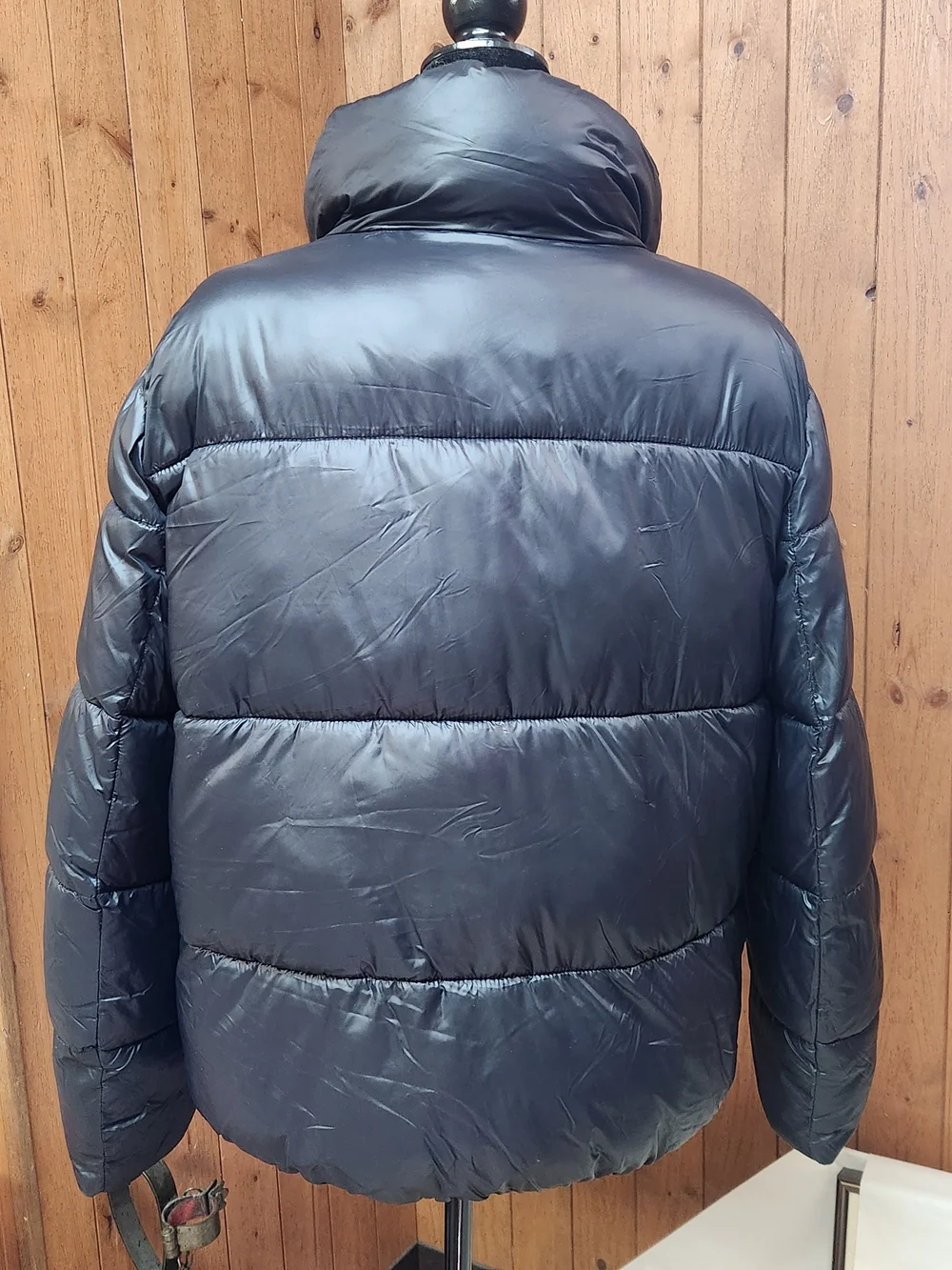 Tommy Hilfiger Black Puffer Jacket with Red Trim